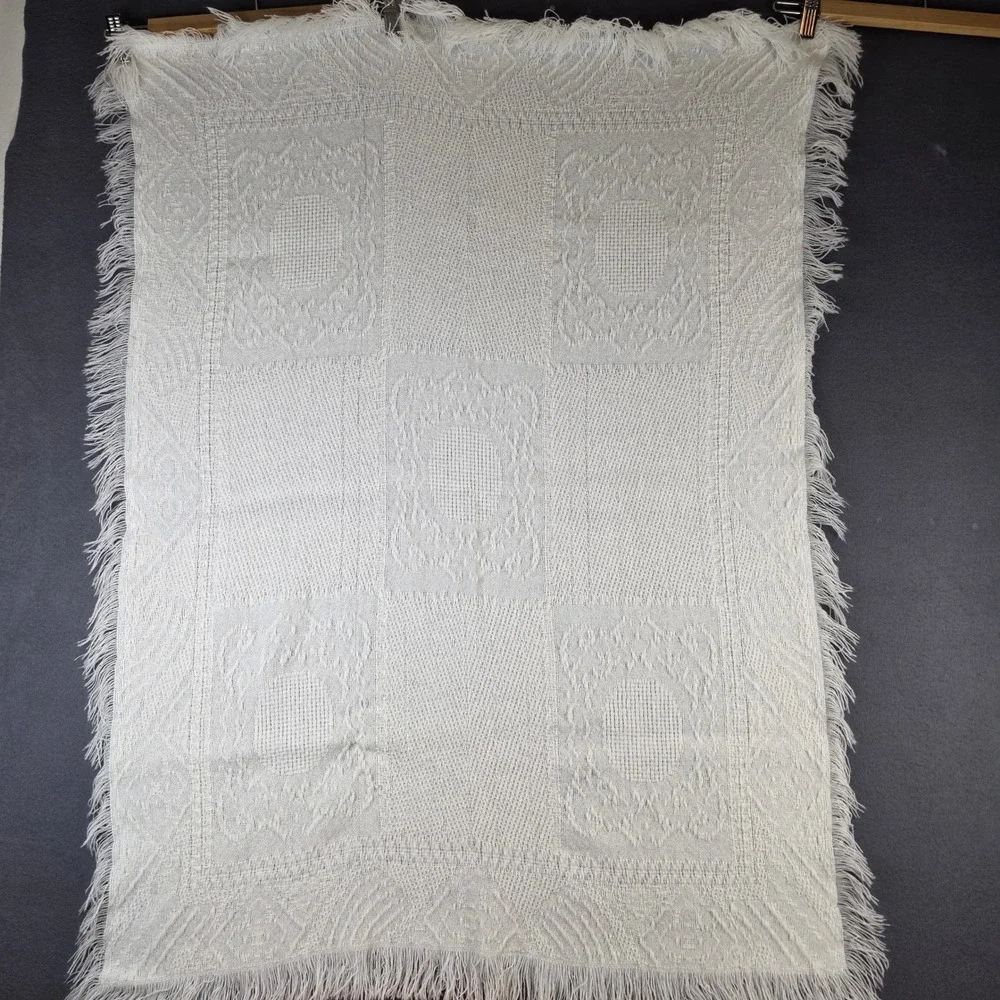 N/A vintage white